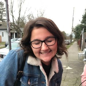 Meet your Posher, Katherine